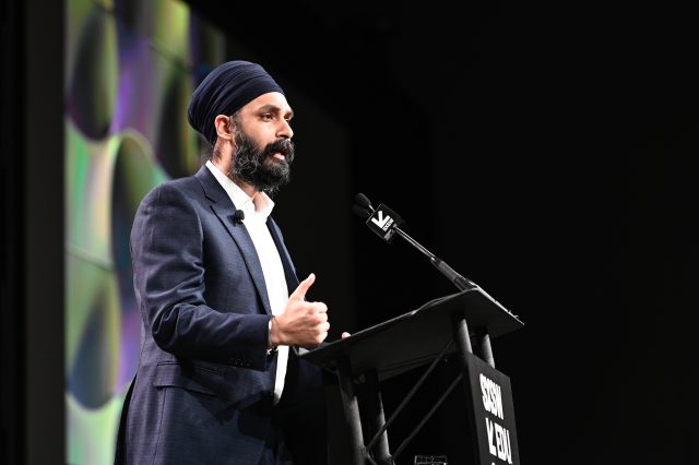 Keynote: What We Make Visible to Children: Art, Storytelling, & Picturebooks - SXSW EDU 2025 - Photo by Shannon Johnston Keynote: What We Make Visible to Children: Art, Storytelling, & Picturebooks - SXSW EDU 2025 - Photo by Shannon Johnston